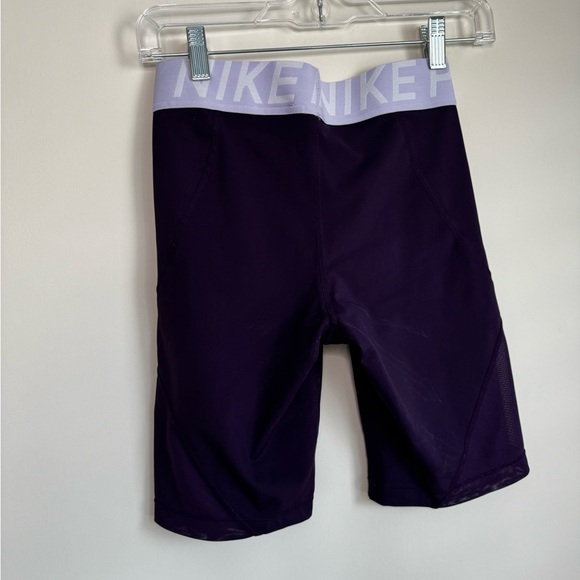 Set of 2 body hugging shorts Nike/Adidas - Picture 3 of 12